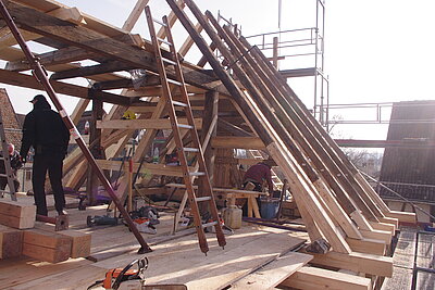 Arbeiten am Dachstuhl